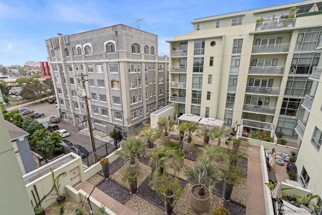 3812 Park Blvd, San Diego CA: https://media.crmls.org/mediaz/9b4b665d-b760-4cdf-ac59-a2321266bba0.jpg