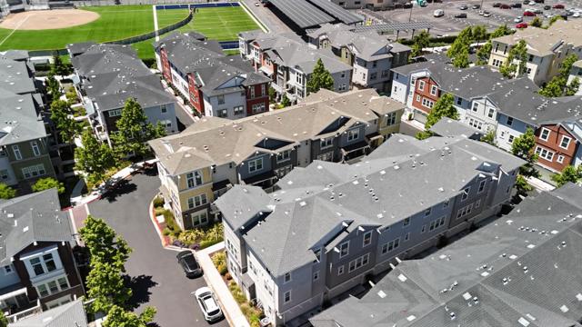 810 Gridley Terrace, Sunnyvale CA: https://media.crmls.org/mediaz/9b4c8b1a-5c04-4f8f-aeb4-c5ccef27a8f5.jpg
