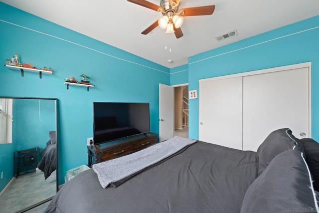 1367 Santa Diana Rd, Chula Vista CA: https://media.crmls.org/mediaz/9b4e8b0c-c79b-4ebb-a111-8b0b5cd298d0.jpg