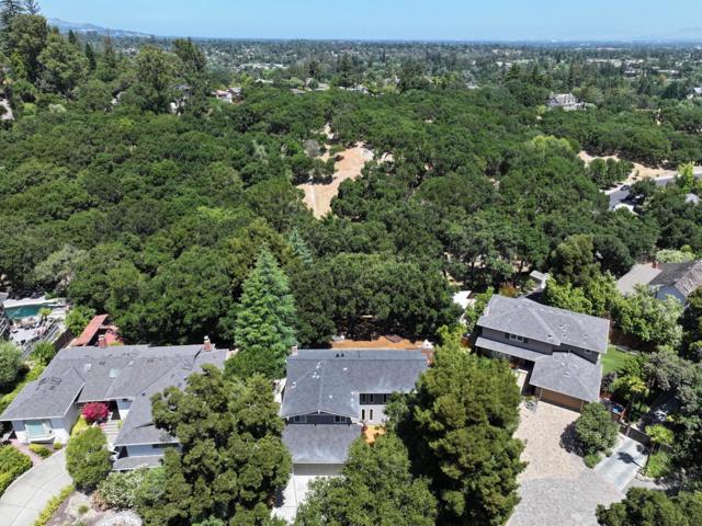 111 Vista Del Prado, Los Gatos CA: https://media.crmls.org/mediaz/9b4fe863-0950-4665-b862-e83ee623a489.jpg