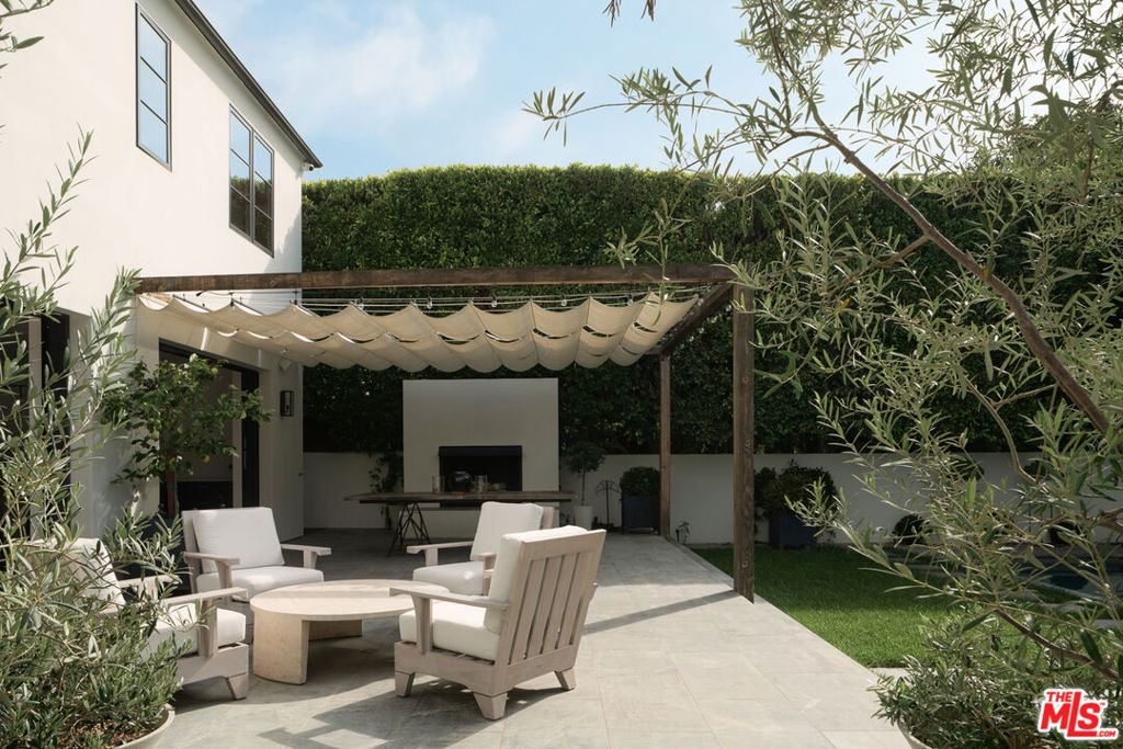 MLS #25602681 image #32