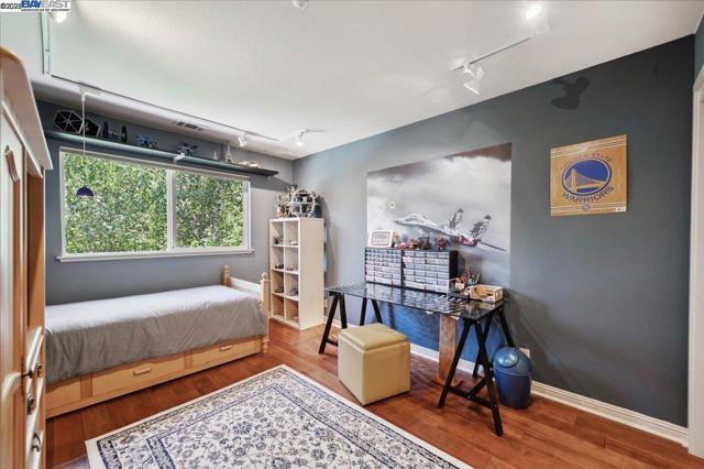 3761 SMALLWOOD COURT, Pleasanton CA: https://media.crmls.org/mediaz/9b507ac8-27f1-40af-9e5e-7ef23dfcb839.jpg