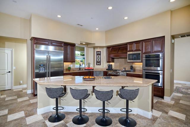 Detail Gallery Image 22 of 50 For 5617 Hidden Grove Way, Bonsall,  CA 92003 - 4 Beds | 3/1 Baths