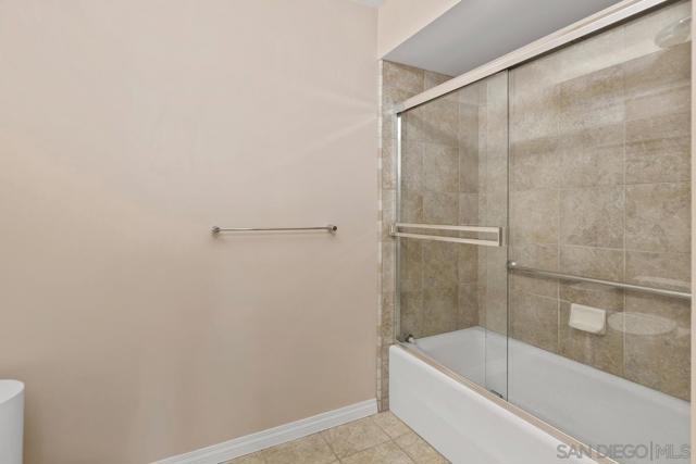 1820 Avenida Del Mundo, Coronado CA: https://media.crmls.org/mediaz/9b5112db-f927-40ca-ad52-f50608149152.jpg