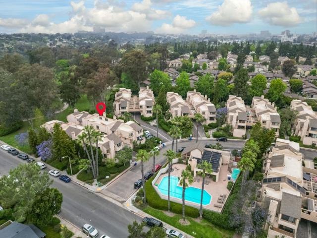 3252 Via Marin, La Jolla CA: https://media.crmls.org/mediaz/9b52df5c-9360-4fdc-a5b8-fd48f6f9443e.jpg