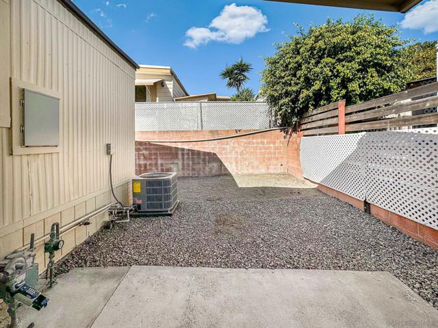 154 Falls View Ln, Oceanside, California 92056, 2 Bedrooms Bedrooms, ,2 BathroomsBathrooms,Residential,For Sale,Falls View Ln,240028277SD