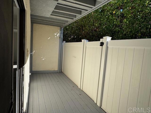 2388 Altisma Way, Carlsbad CA: https://media.crmls.org/mediaz/9b545e5a-3a01-428f-bd8e-26f483ce3226.jpg