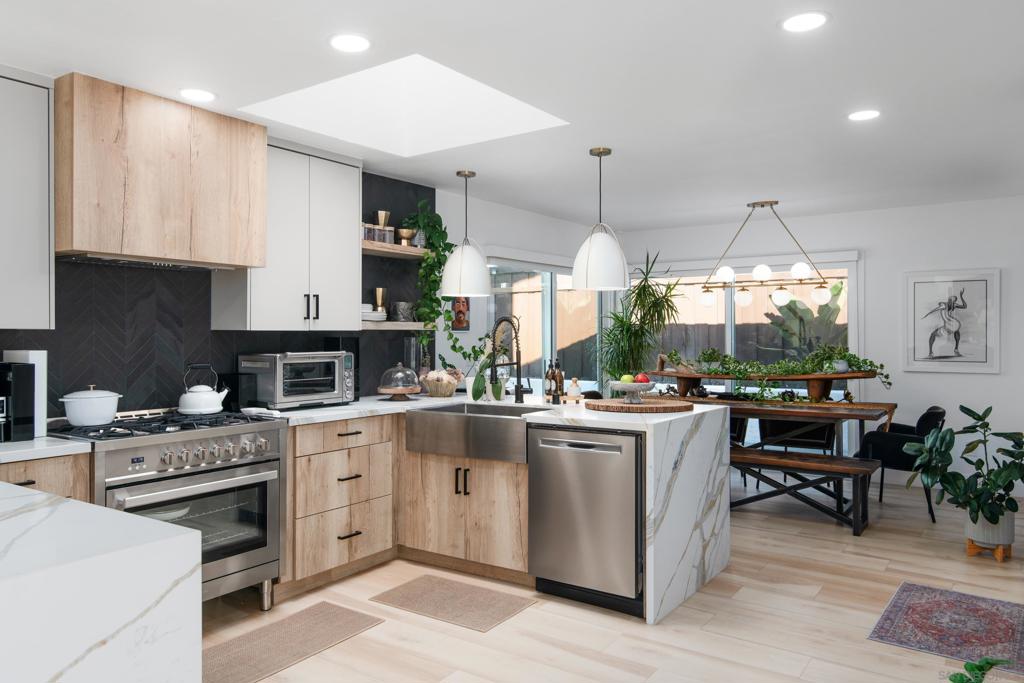 MLS #250035997SD img 6