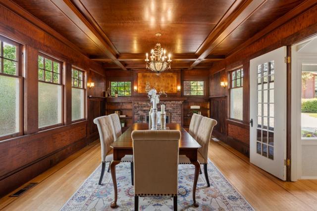 1690 Cordilleras Road, Redwood City CA: https://media.crmls.org/mediaz/9b556bc0-75c4-40df-bf17-0fadc7560031.jpg