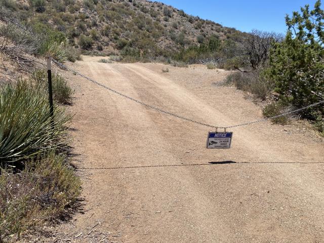 28 Hughes Canyon, Acton CA: https://media.crmls.org/mediaz/9b560da4-bfa7-48f7-9100-0f8e887a6a56.jpg
