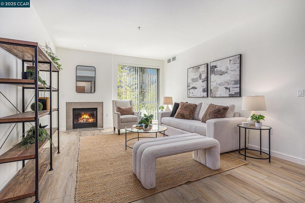 1655 N California Blvd #338