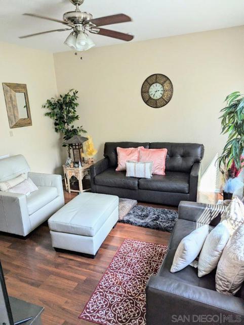 309 Bishop, San Marcos CA: https://media.crmls.org/mediaz/9b57b2e7-705c-45e9-b00d-e61bfaa51706.jpg