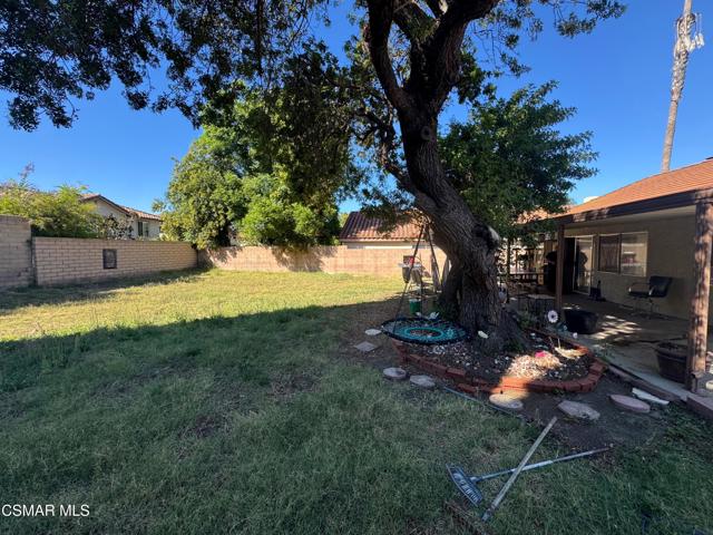 1459 Willowbrook Lane, Simi Valley CA: https://media.crmls.org/mediaz/9b58e689-49af-4416-a005-215860a45fbc.jpg