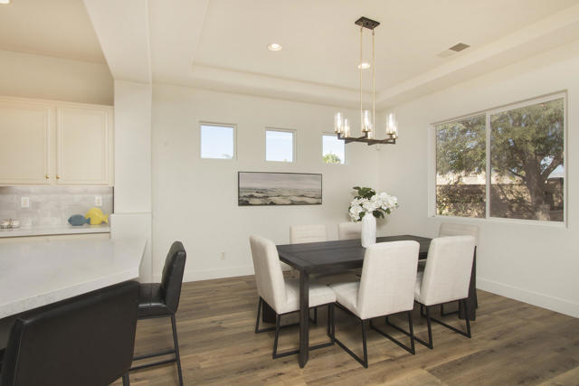 44520 Via Terra Nova, La Quinta CA: https://media.crmls.org/mediaz/9b59744f-2963-46d7-a1b5-b8813dbafc3b.jpg