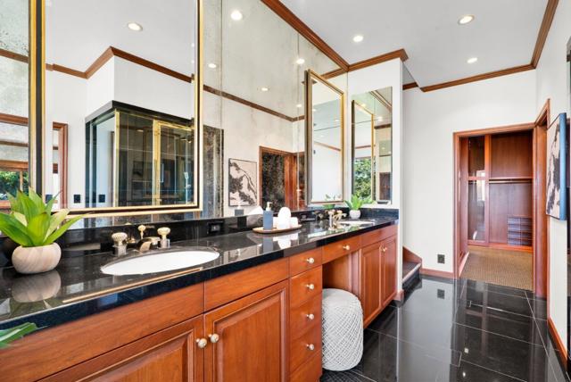 17 Kite Hill Road, Santa Cruz CA: https://media.crmls.org/mediaz/9b59f5d6-e501-46ba-ac4c-d482cc849168.jpg