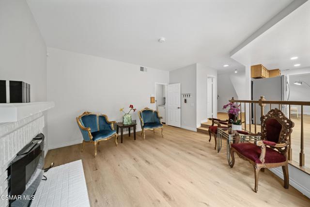 6755 Oak Springs Drive, Oak Park CA: https://media.crmls.org/mediaz/9b5b9a33-c4de-4c9c-a13b-862414e18604.jpg