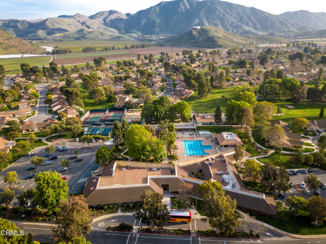 11225 Village 11, Camarillo CA: https://media.crmls.org/mediaz/9b5d30e7-c8aa-4b2b-9858-18bca2b7a67d.jpg