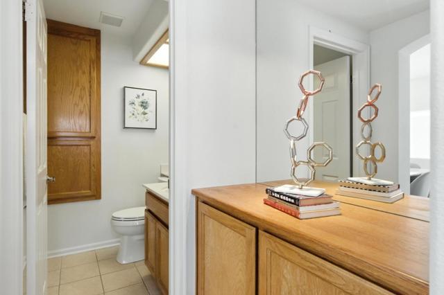 553 Mill River Lane, San Jose CA: https://media.crmls.org/mediaz/9b5fc467-7891-434a-86e1-b0336d865136.jpg