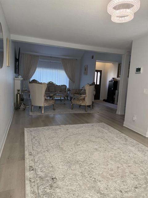 Detail Gallery Image 5 of 16 For 10221 Greenleaf Rd, Spring Valley,  CA 91977 - 4 Beds | 3 Baths