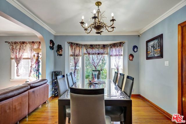 844 N Poinsettia Place, Los Angeles CA: https://media.crmls.org/mediaz/9b602b5c-3e00-43d3-914c-283b31003263.jpg