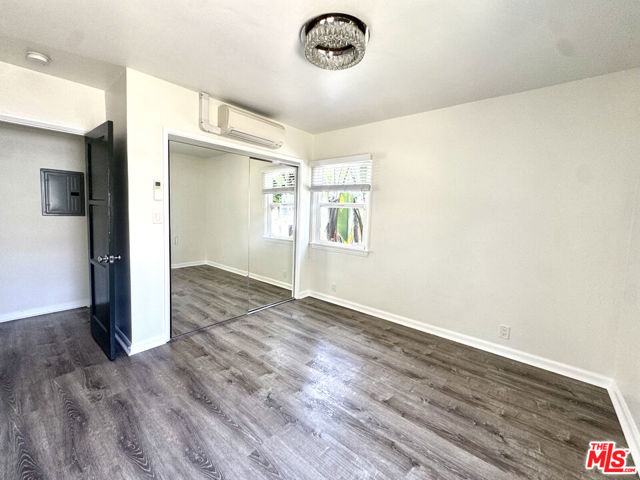 5153 Overland, Culver City CA: https://media.crmls.org/mediaz/9b60348e-3288-4605-952d-2c5643a1ca58.jpg