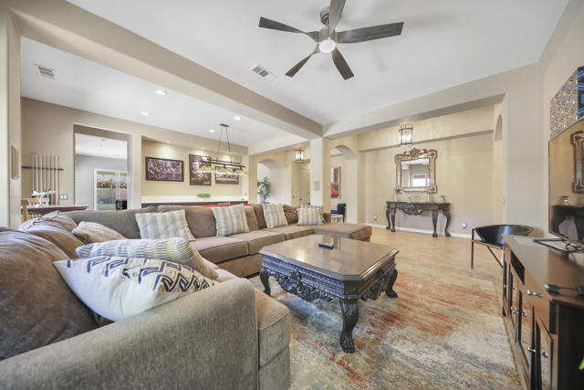 57730 Cantata Drive, La Quinta CA: https://media.crmls.org/mediaz/9b60e14a-5a04-4644-8dc7-c80e0ab0e471.jpg