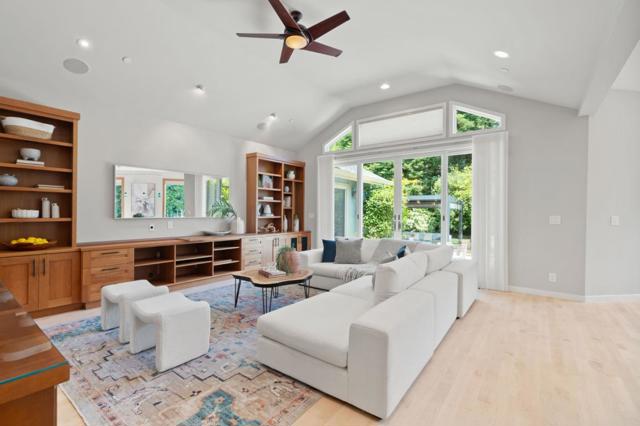 989 Lane Avenue, Mountain View CA: https://media.crmls.org/mediaz/9b615827-91e6-4f5c-a4c6-22991117462a.jpg