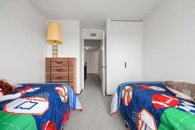 1079 Las Rosas Court, Chula Vista CA: https://media.crmls.org/mediaz/9b62c5ab-56c9-4499-8010-6e6734528371.jpg