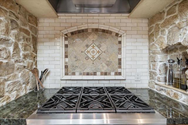 1070 Shelton Way, San Jose CA: https://media.crmls.org/mediaz/9b6323e5-a281-4f88-934c-3b6ec883a7ef.jpg