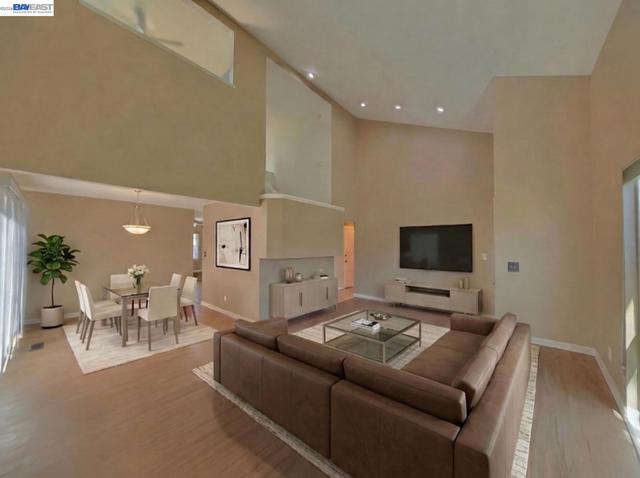 1425 Forest Dr, Turlock CA: https://media.crmls.org/mediaz/9b632957-f509-4eb0-b215-9f0e7776a3b1.jpg