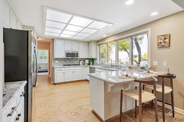 3785 Live Oak Lane, Morgan Hill CA: https://media.crmls.org/mediaz/9b63373b-038b-4eeb-989a-316bb286fa6e.jpg