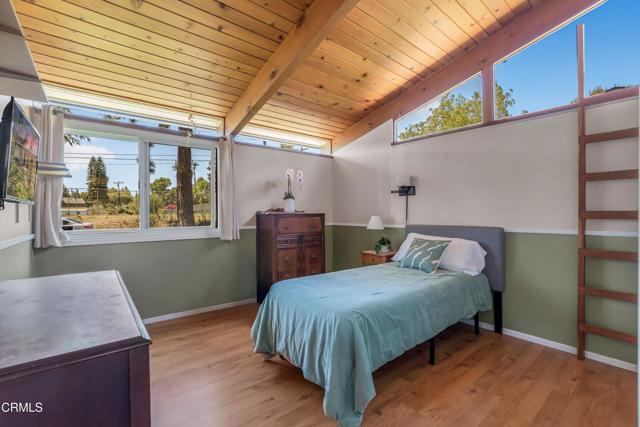 4290 Aspen Lane, Somis CA: https://media.crmls.org/mediaz/9b660270-e537-4b9f-bcd5-86fd936632c3.jpg