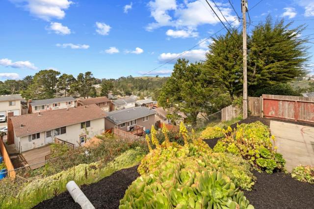 3901 Coronado Way, San Bruno CA: https://media.crmls.org/mediaz/9b666c02-e441-4e45-b0cf-eeb045b1c997.jpg