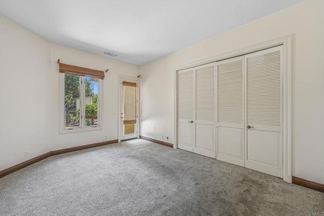431 Flores de Oro, Rancho Santa Fe CA: https://media.crmls.org/mediaz/9b682e20-cd66-478d-af6a-2eee7bd62640.jpg