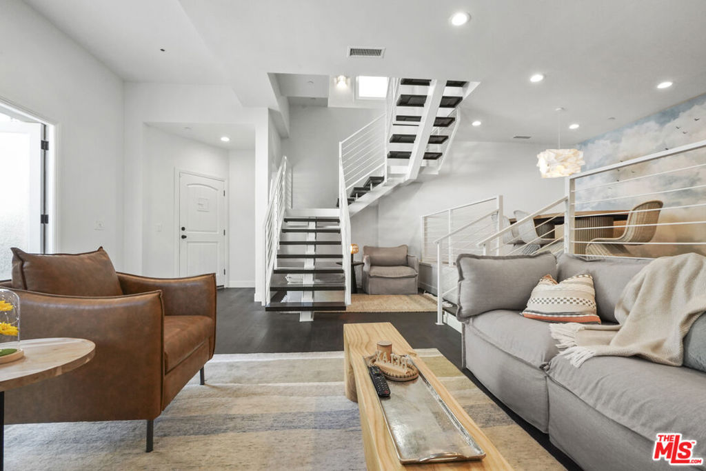 MLS #25604327 image #9