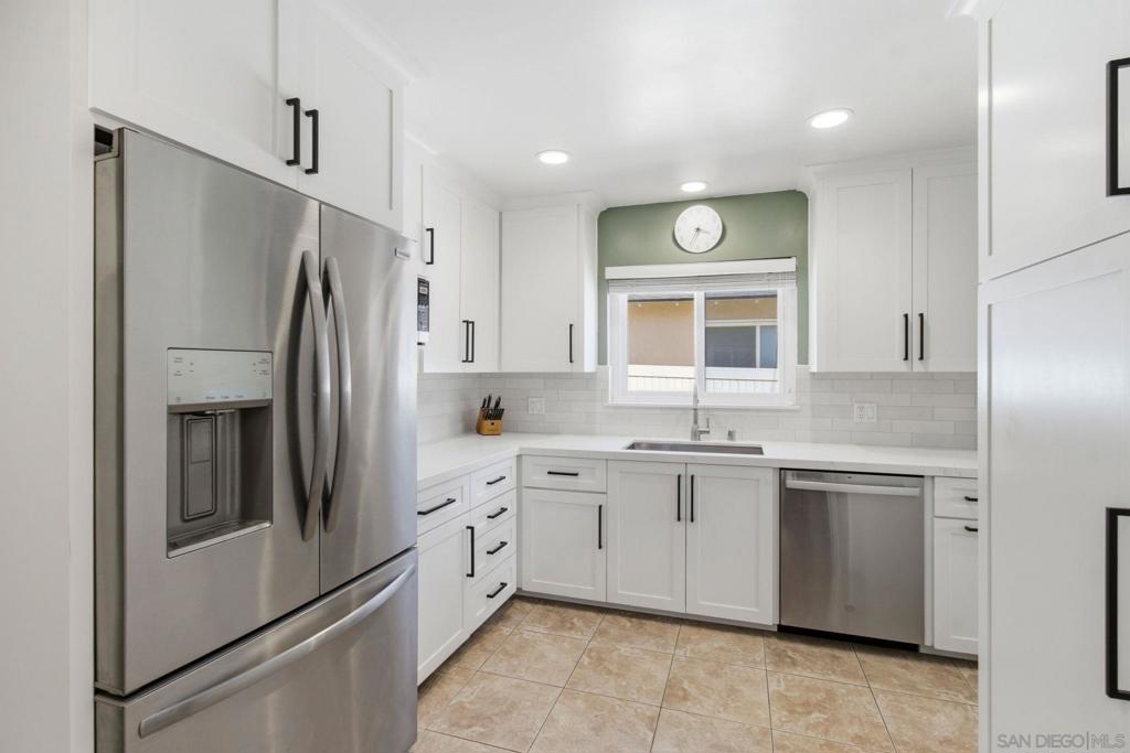 6454 Del Cerro Blvd - photo 12