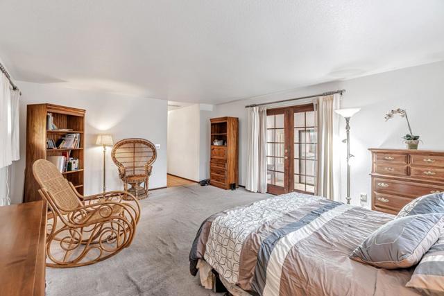 340 Merrill Road, San Juan Bautista CA: https://media.crmls.org/mediaz/9b6922f7-9ee3-40c6-a385-8c992bf38e36.jpg