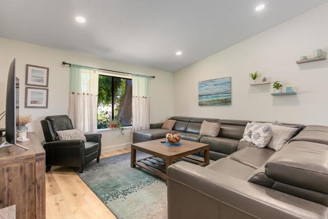 Detail Gallery Image 6 of 43 For 18818 Los Hermanos Ranch Road, Valley Center,  CA 92082 - 3 Beds | 2/1 Baths