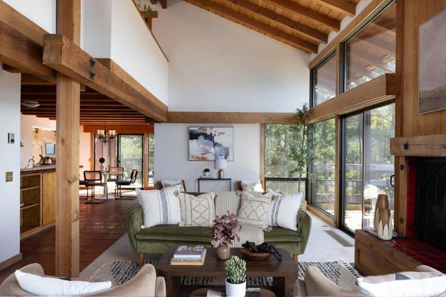 199 Upper Walden Road, Carmel CA: https://media.crmls.org/mediaz/9b6a2bab-7351-437e-8bef-c0612d427d60.jpg