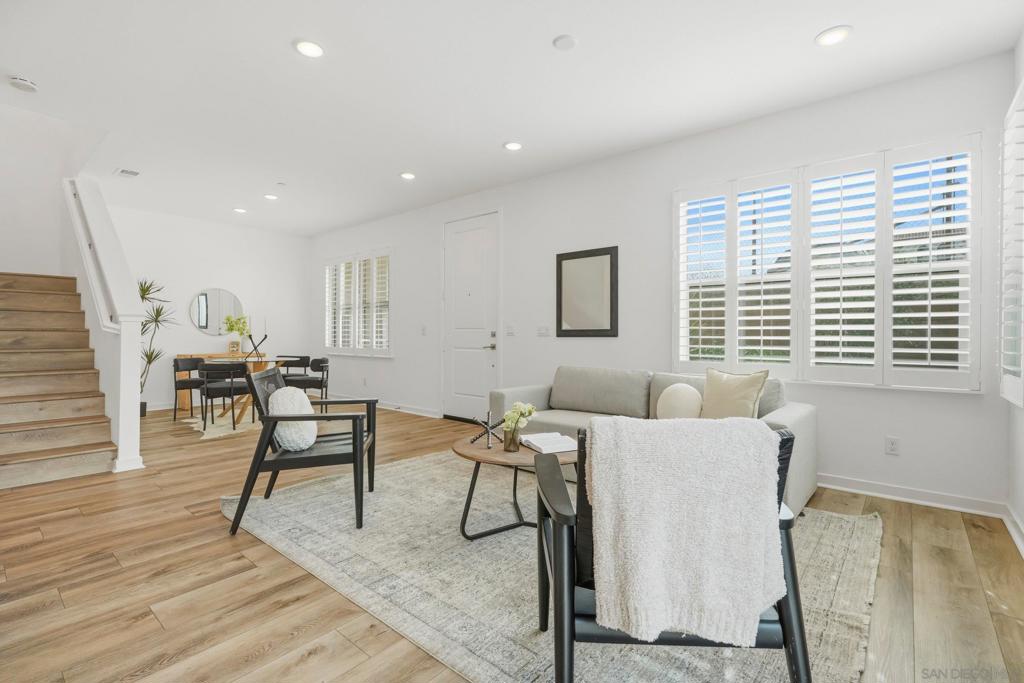 13068 Olympus - photo 9