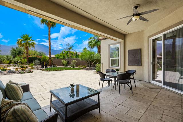 81943 Prism Drive, La Quinta CA: https://media.crmls.org/mediaz/9b6b6830-8d70-4025-b7da-ae9f4d76f53c.jpg