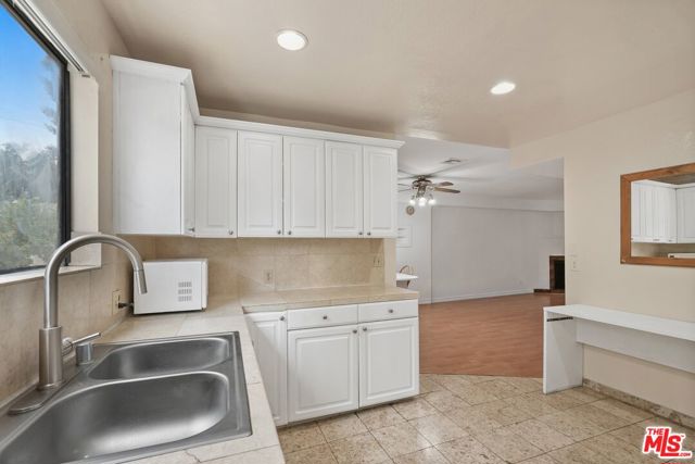 3245 Altura Avenue, 8 photo 14