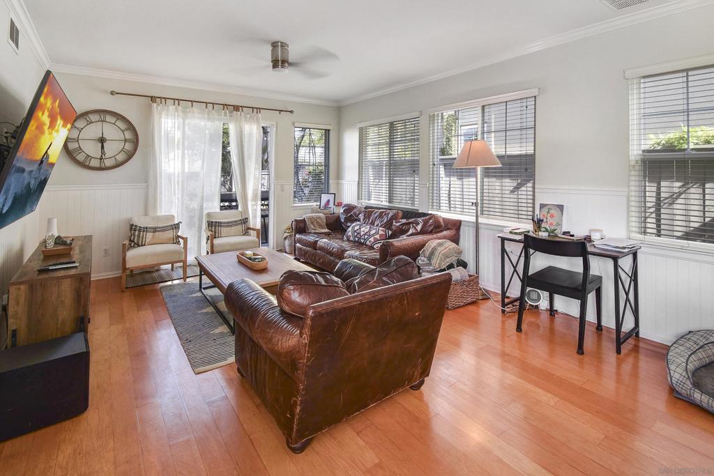 MLS #250028019SD img 15