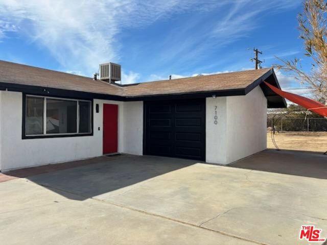 7100 Cholla Avenue, Yucca Valley CA: https://media.crmls.org/mediaz/9b6ccd67-41e5-41f5-8c2e-05d4f9e1e839.jpg