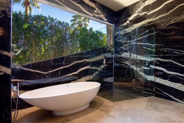 740 N Prescott Drive, Palm Springs CA: https://media.crmls.org/mediaz/9b6d36a0-849d-4a3d-b907-8cfe84a7b600.jpg