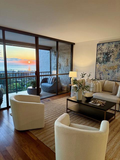 2500 Torrey Pines Rd, La Jolla CA: https://media.crmls.org/mediaz/9b6dc026-8dc2-49b6-890a-7072ad8204b2.jpg