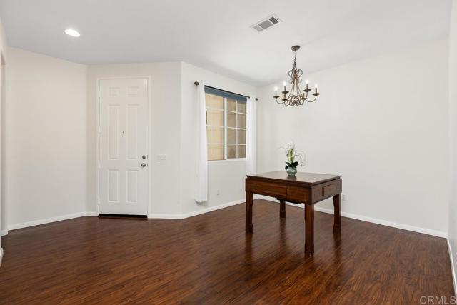 Detail Gallery Image 4 of 57 For 564 via Del Caballo, San Marcos,  CA 92078 - 4 Beds | 3 Baths