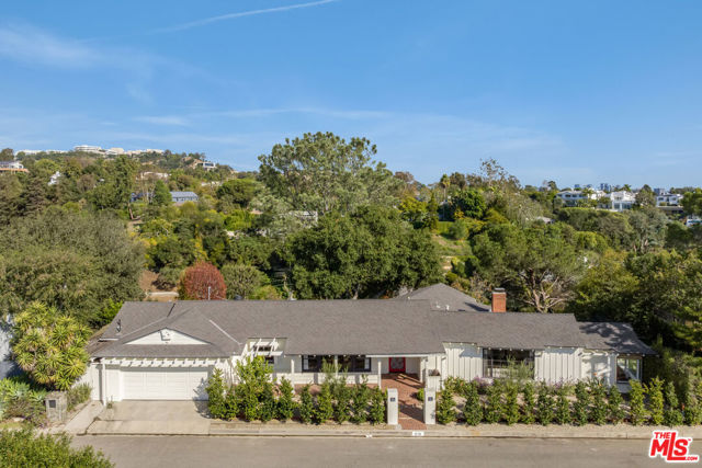 516 Hanley Place, Los Angeles, CA 90049
