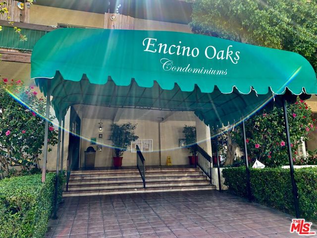 5460 White Oak Ave #G324, Encino, CA 91316