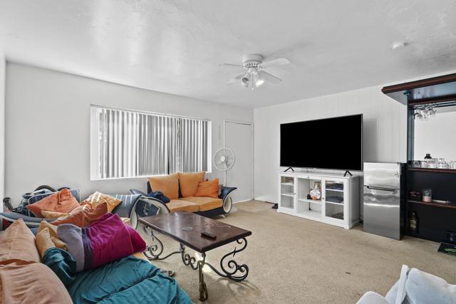 Detail Gallery Image 10 of 28 For 447 Grand Ave, Spring Valley,  CA 91977 - – Beds | – Baths